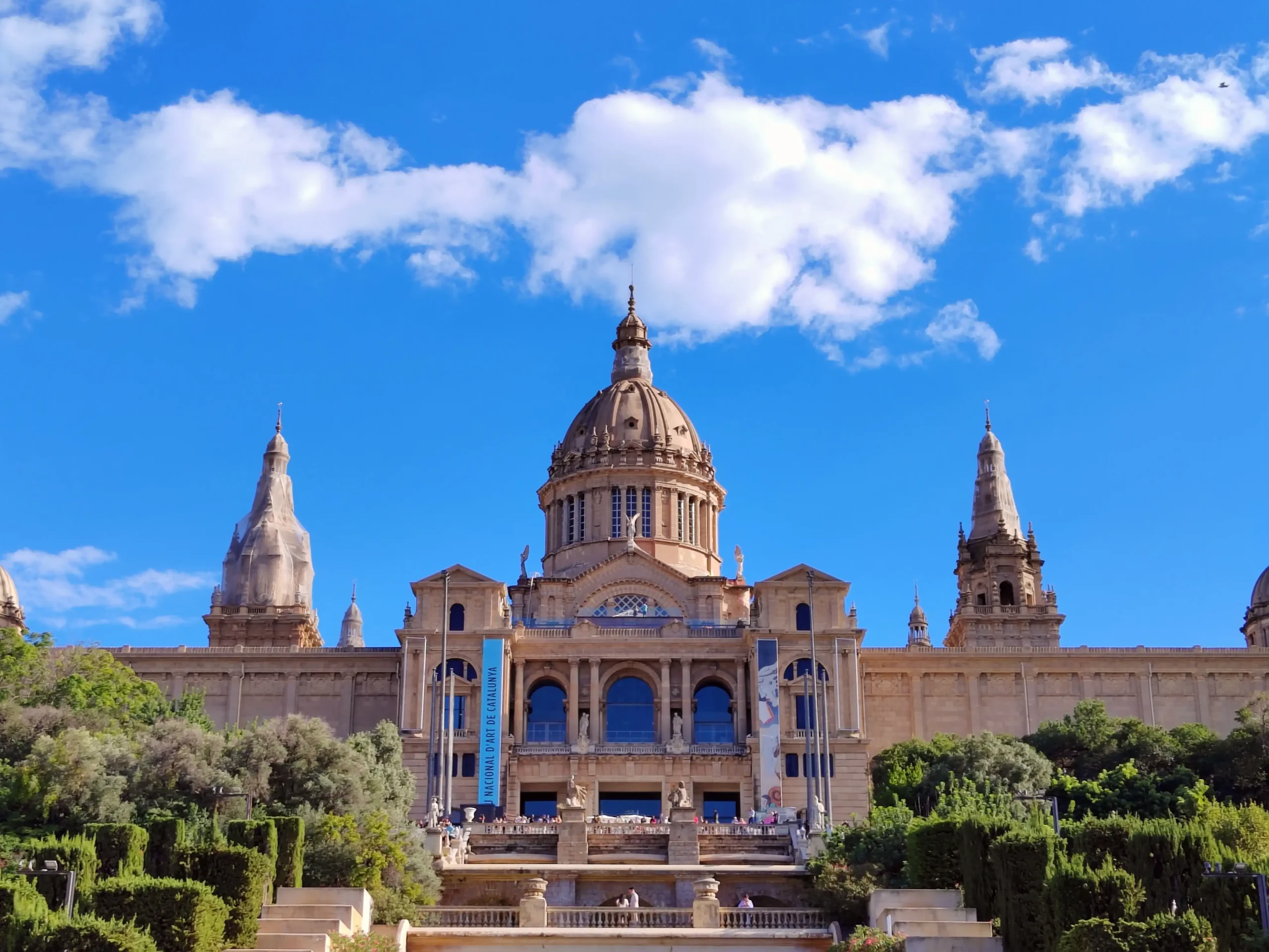 Més Gaudí al MNAC: Reflexos i analogies