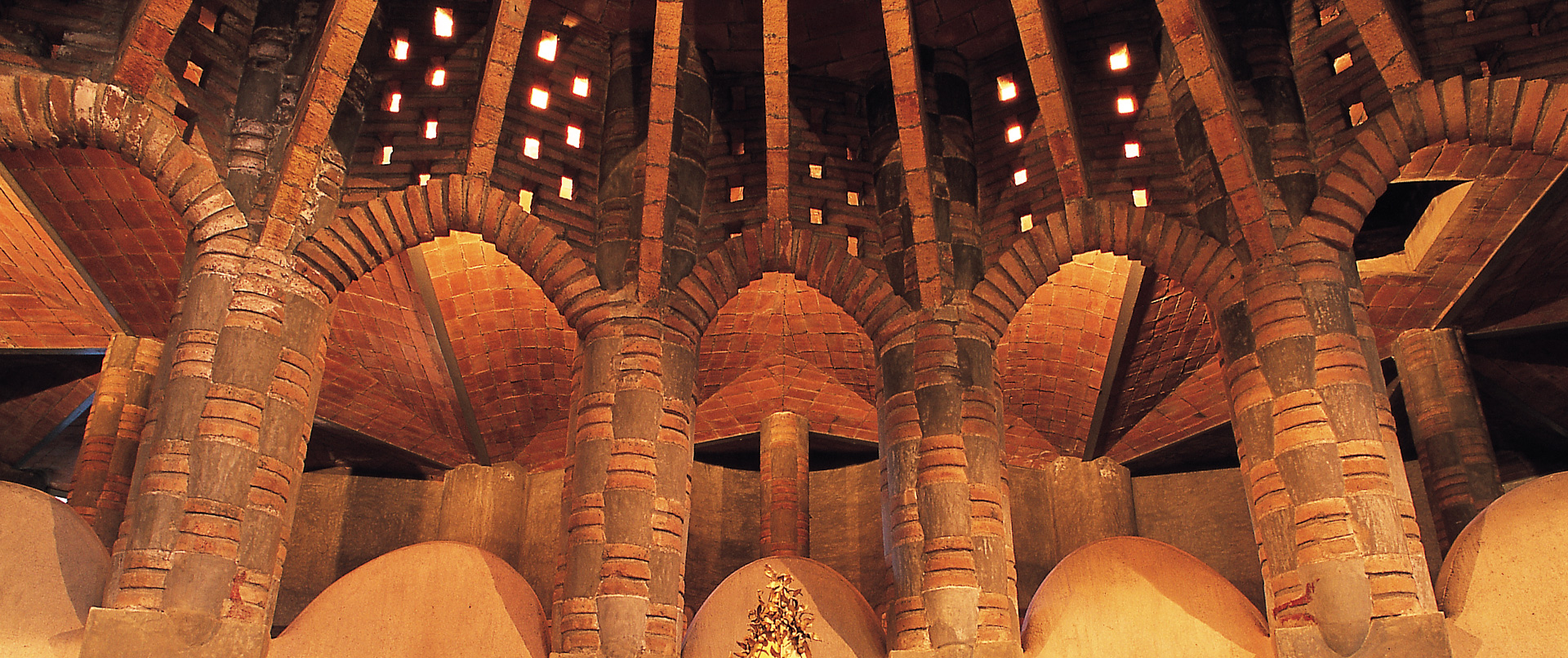 Cripta de la Colònia Güell